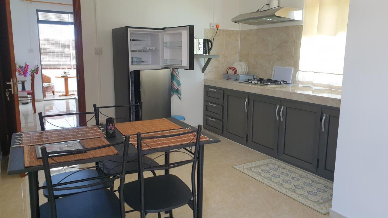 Chez Johnny Apartman Grand-Baie Kültér fotó